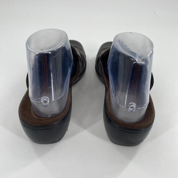 Clarks Womens‎ Casual Mules Clogs Slip On Sz 8M Brown Leather Ruched Detail - Picture 8 of 10